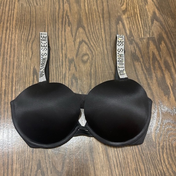 Victoria's Secret black bra - Picture 3 of 4